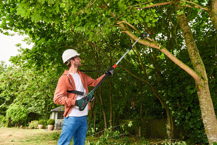 Bosch UniversalChainPole 18 kædesav m/teleskop